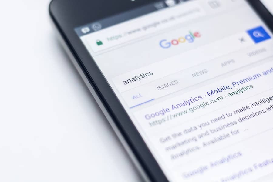 Google Analytics sökresultat på mobilskärm