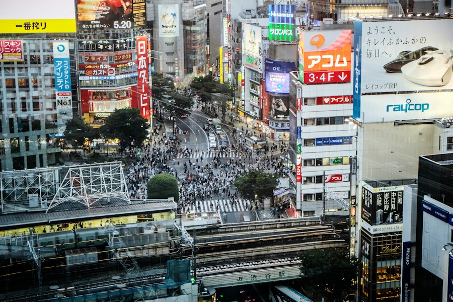 Folkmassan på Shibuyas korsning i Tokyo.
